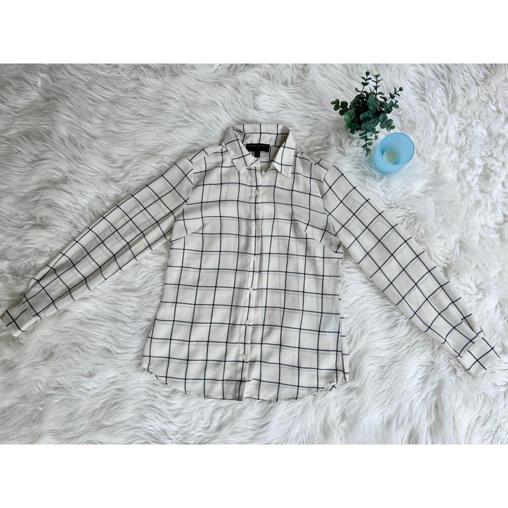 Banana Republic Women’s White Windowpane Button-Down Shirt